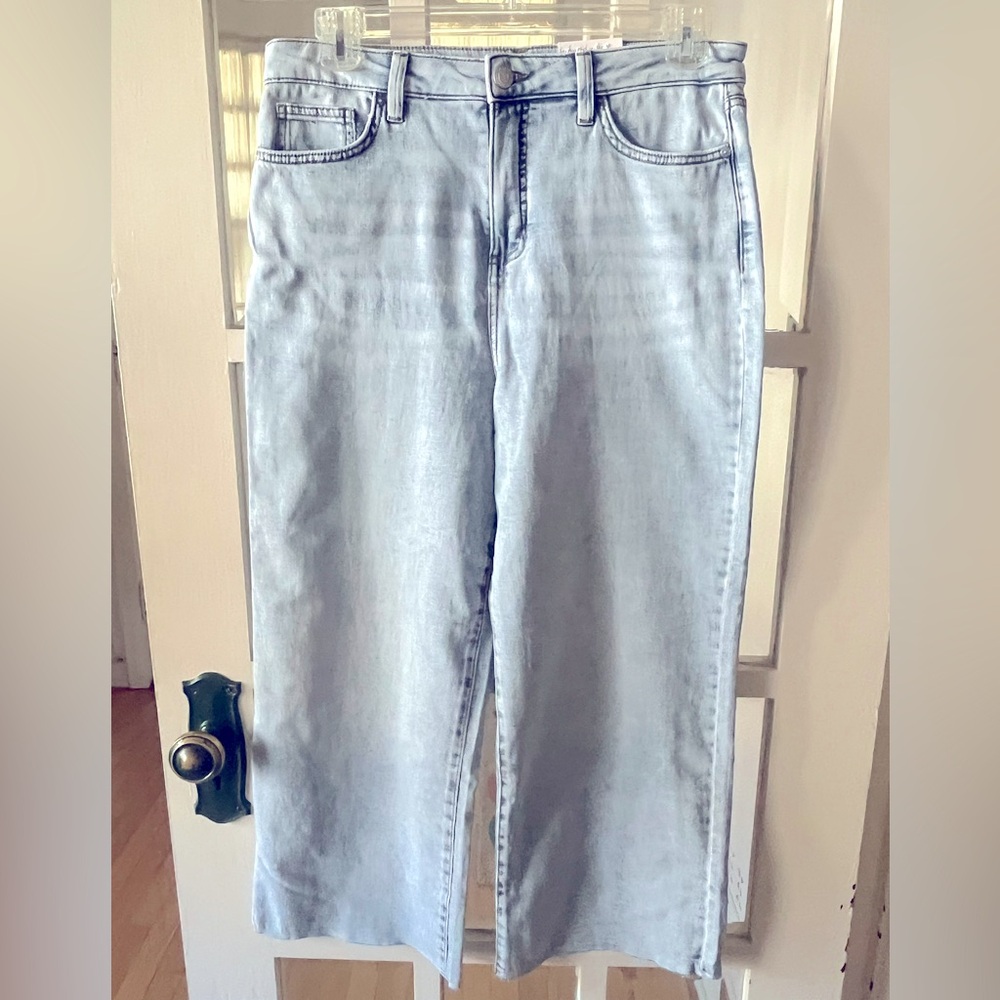LC Lauren Conrad Super High-Rise Wide Leg Ankle Jeans - Size 12